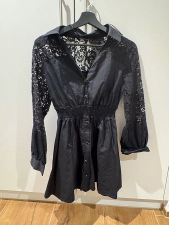Elegantes Zara Kleid