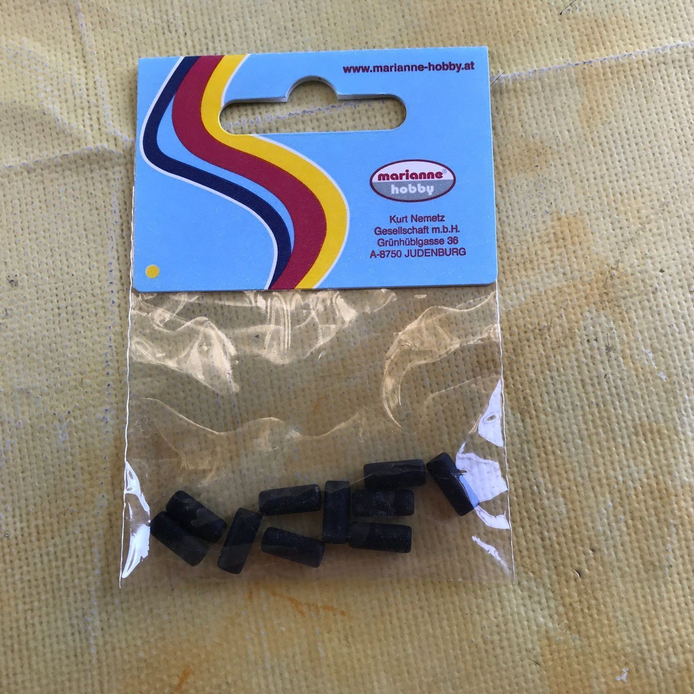 Perlen (unechte): LOT WALZPERLEN SCHWARZ – Neu und originalverpackt aus Ostermundigen von wini63 2