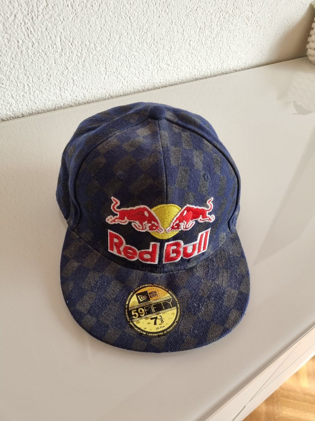 Sonstige Kleidung & Accessoires: New Era Cap von Red Bull – Gebraucht aus Schüpfen von marou4 1