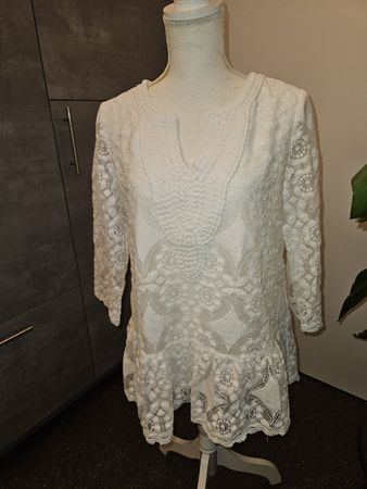 Bluse Hallhuber weiss mit Spitze Grösse 40 