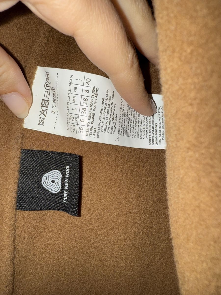 Max Mara Cappotti: Classic Camel Wool Coat - Weekend MaxMara Size 38 – Usato da Genève venduto da woo_qt79 2