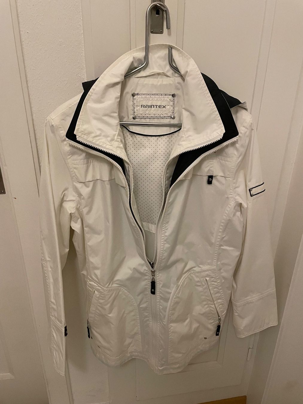 C&A Jacken: Schöne Damen Regenjacke / Raintex / Grösse 38 – Gebraucht aus Bern von mejr7777 3