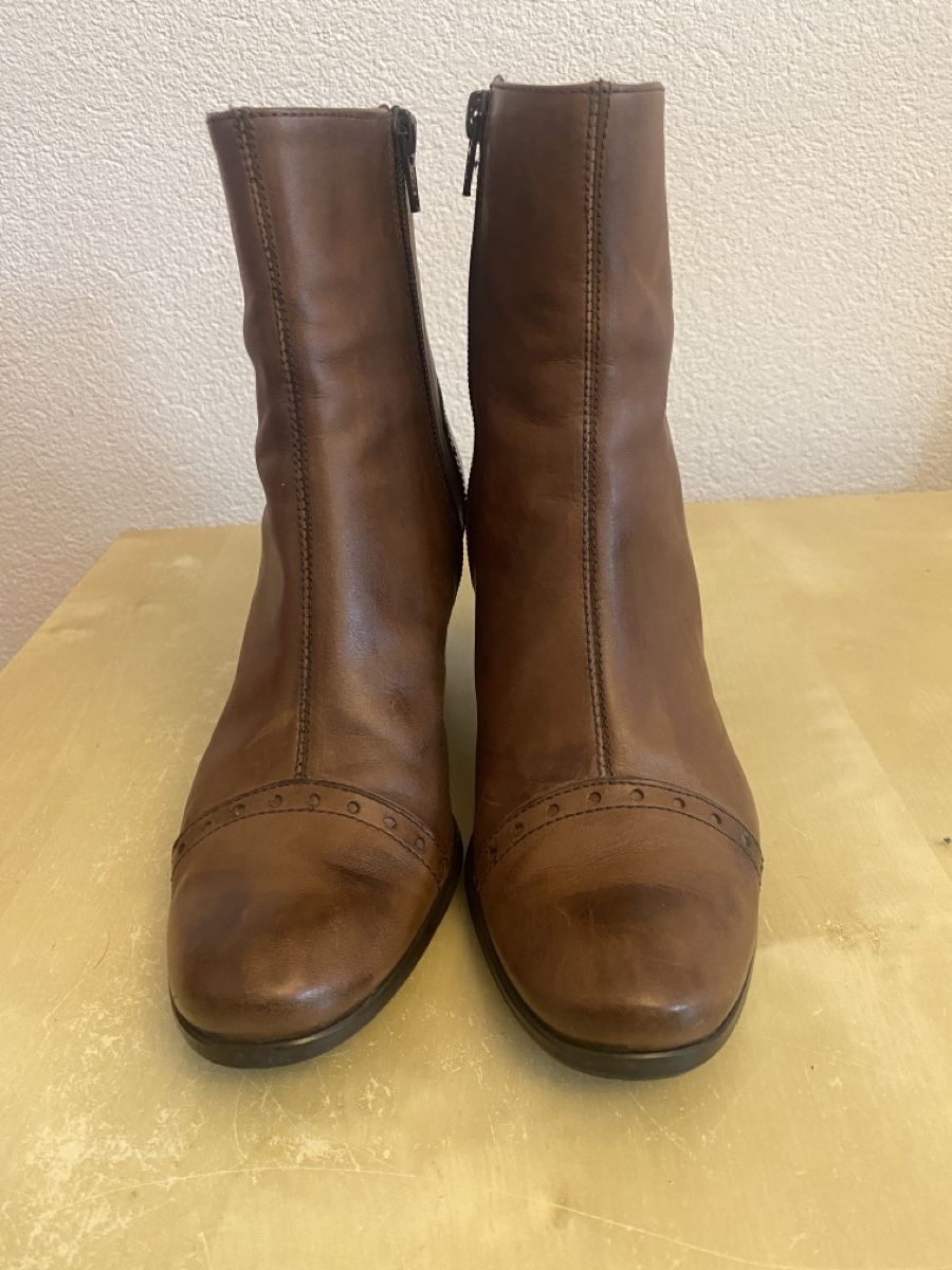Scarpe da donna: Lederstiefeletten FERRI Gr. 37.5 Braun – Usato da Muensingen venduto da drleevsy 1