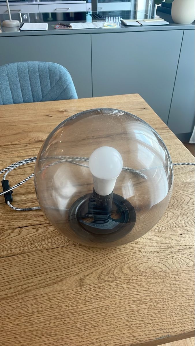 Ikea Lampade: IKEA Glass lamp with LED bulb – Usato da Brunnen venduto da lau_tcp9