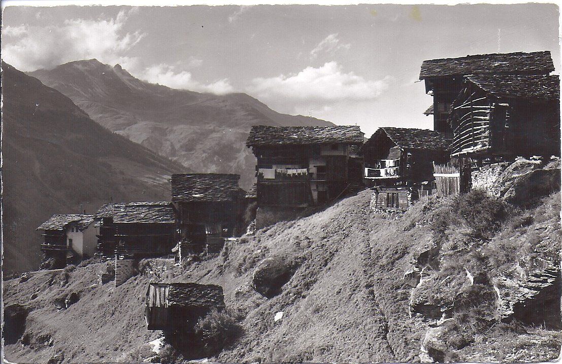 Ansichtskarten: VAL D'HERENS, chalets à Villa – Gebraucht aus Les Verrières von Scampi0