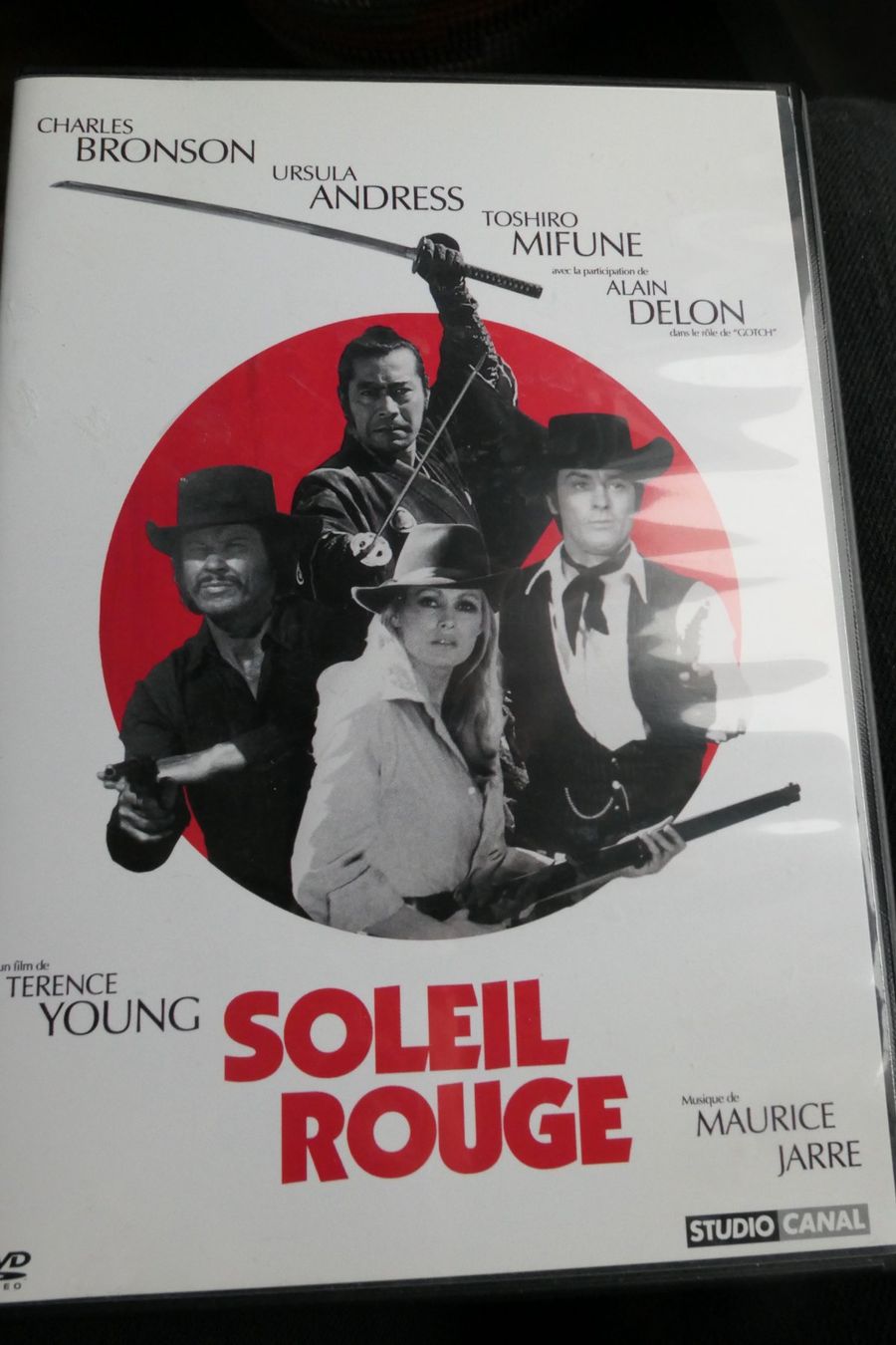 Tutti i DVDs: Lot de 16 DVD – Usato da Chavannes-de-Bogis venduto da con_x8wy 3