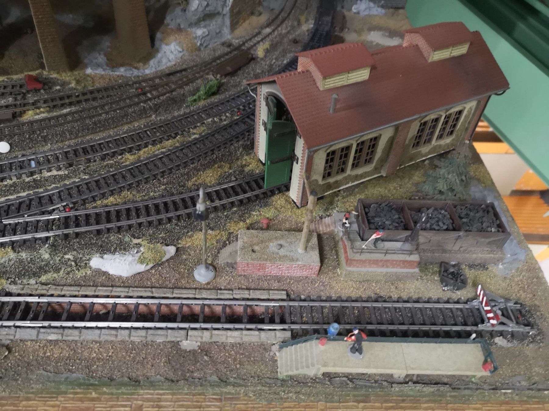Märklin Modelleisenbahnen: Modelleisenbahnanlage – Gebraucht aus Kloten von  2
