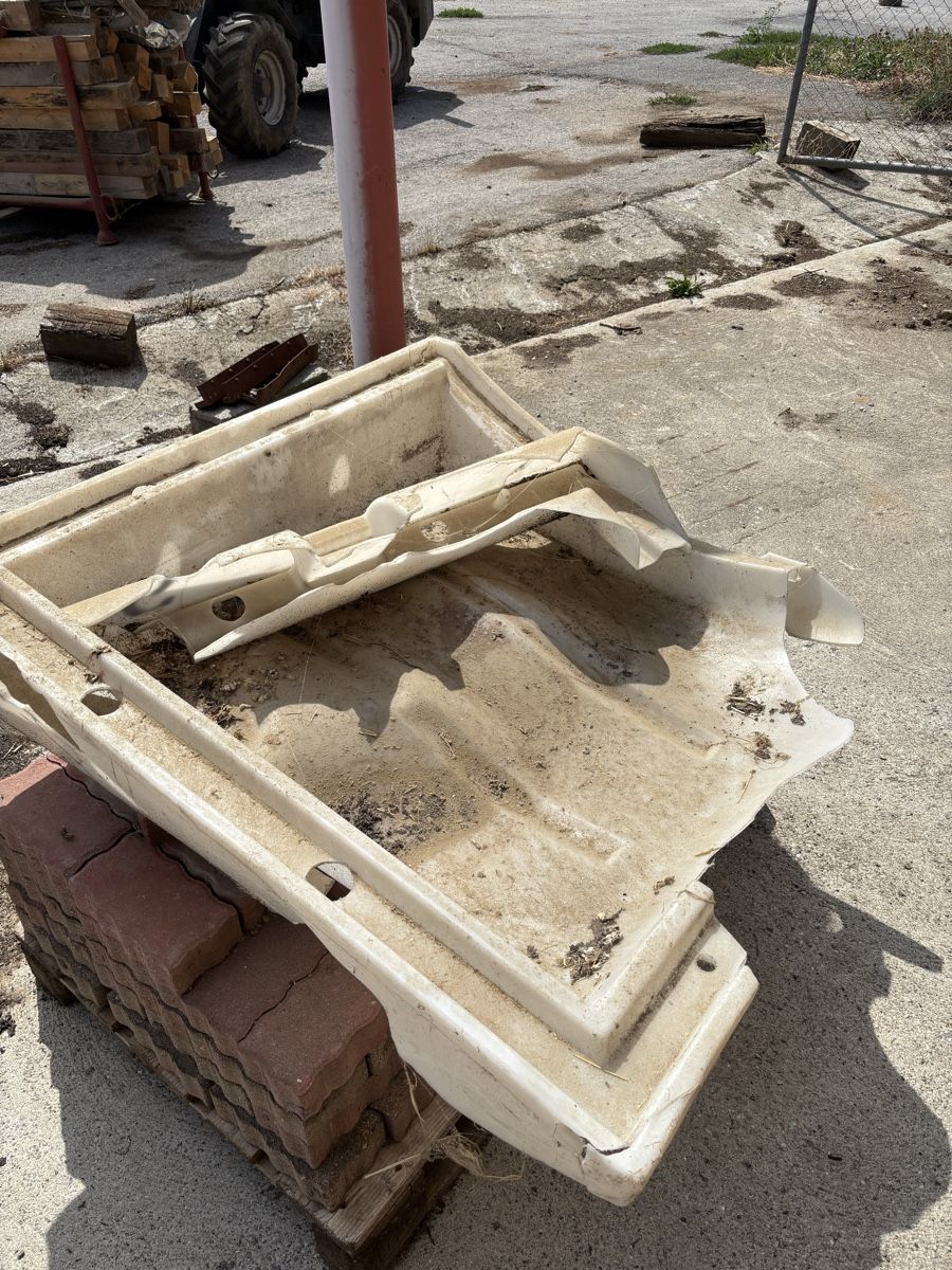 Baucontainer: Chantier – Defekt aus Vuisternens-devant-Romont von sauvage66 4