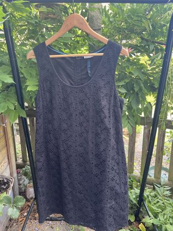 Schwarzes grob Spitzen Kleid 