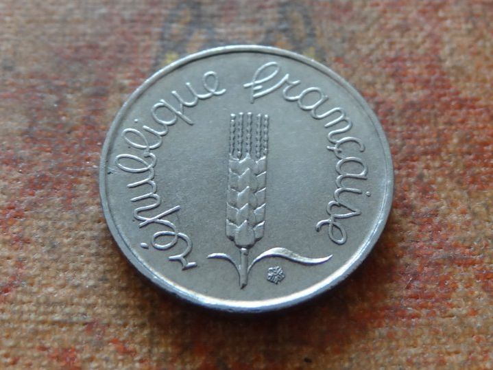 Tutti le monete: FRANCE  1 Centime  1967  (P) – Usato da Romanel-sur-Lausanne venduto da Swift13 1