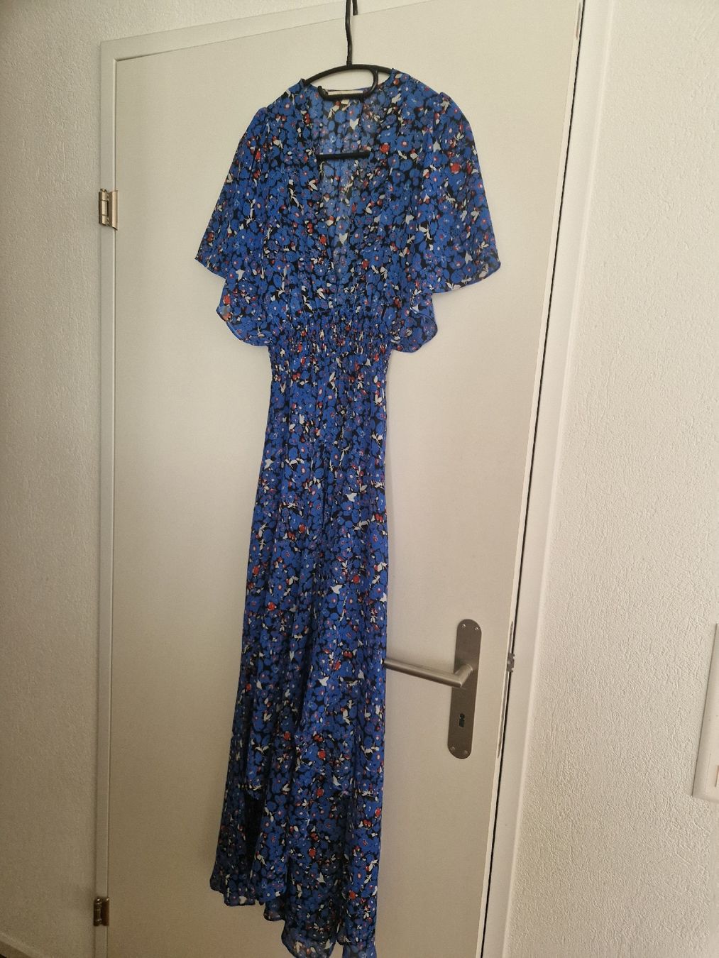 Maje Vestiti: Wunderschönes Maje Kleid Grösse 1 – Usato da Eschenbach SG venduto da SanFranciscoCalifornia