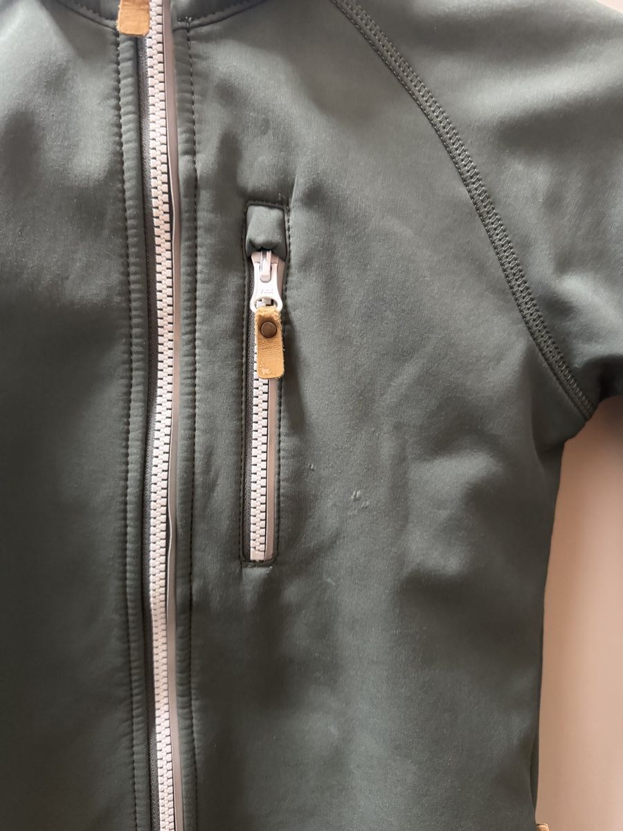 Reima Giacche & Cappotti: Reima Softshelljacke grün Gr. 122  – Usato da Zürich venduto da Ta-Nia 3