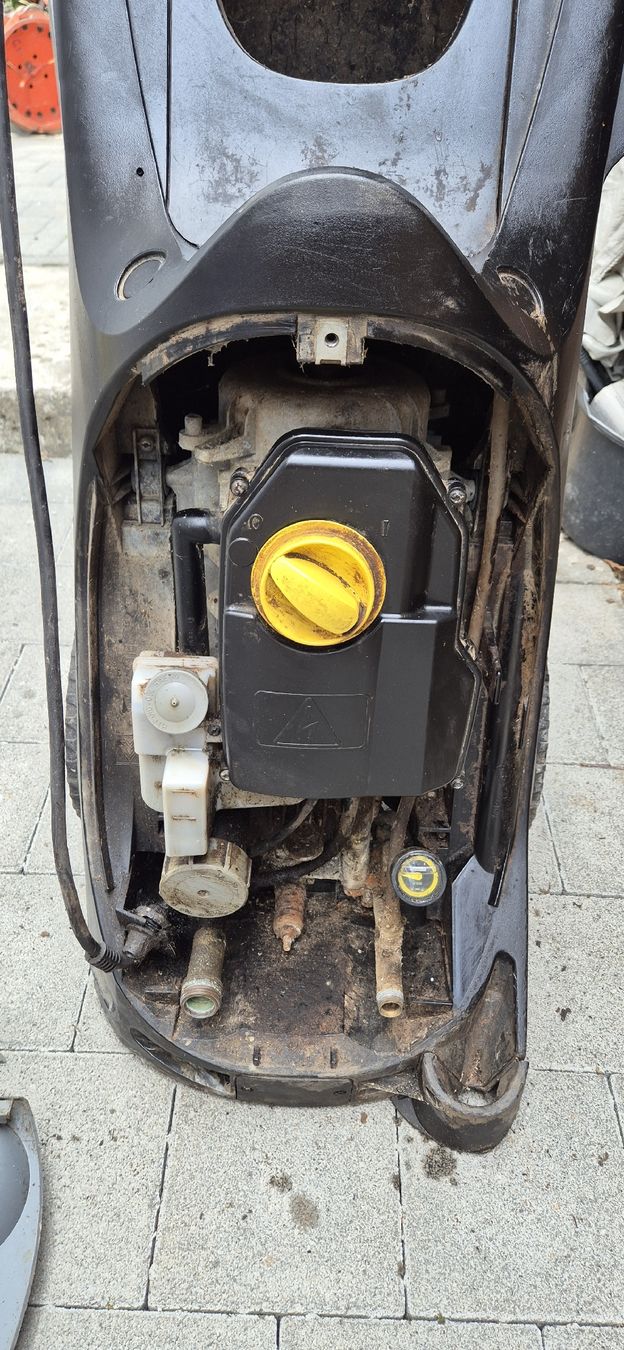 Kärcher Nettoyeurs à haute pression: KÄRCHER HD 10/21-4S – Défectueux à Grenchen par Asus_ 4