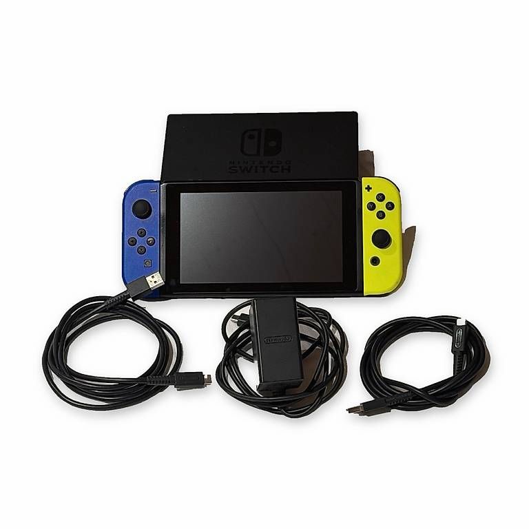 Consoles: Switch ungepatcht unpatched 2017 + Dock + Netzteil – D'occasion à Ottoberg par Lukhelfinger