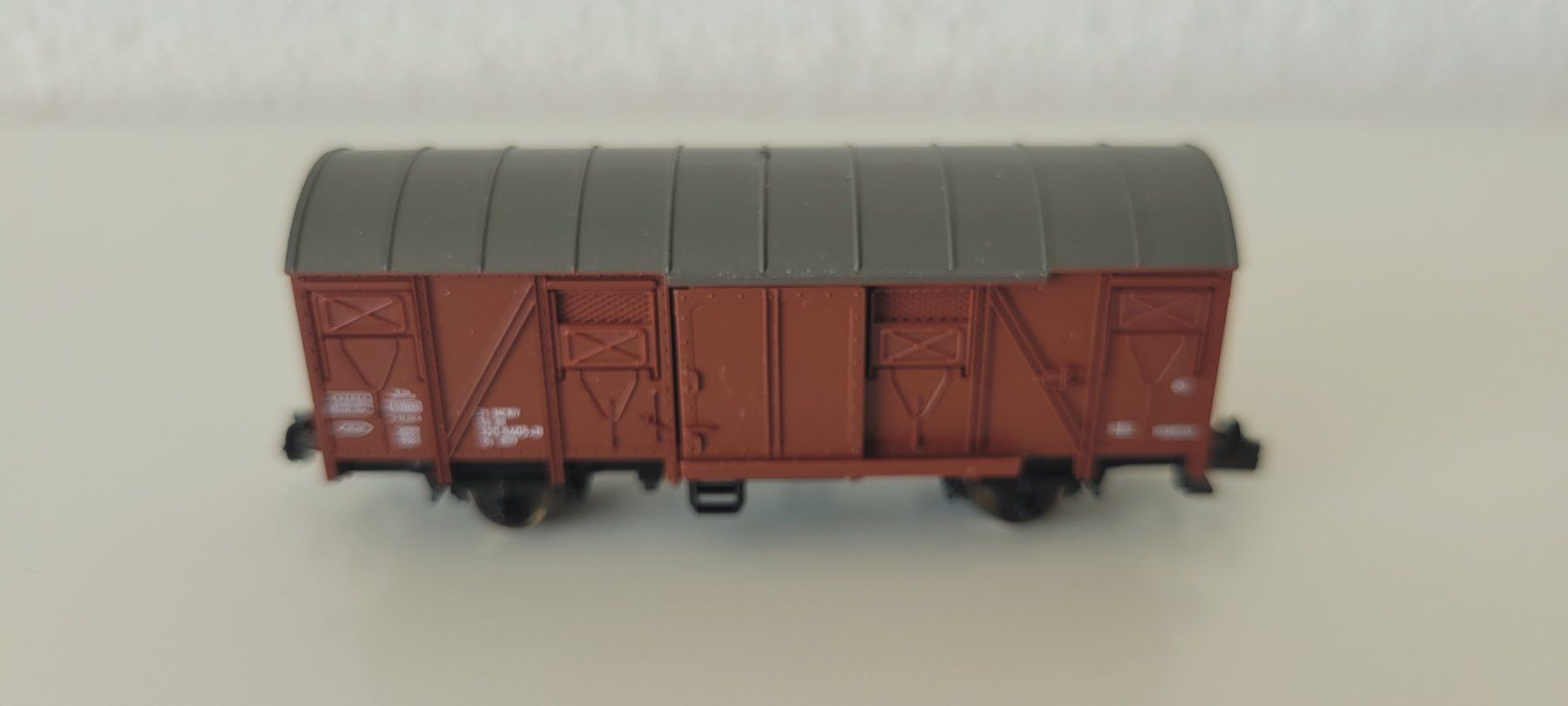 Fleischmann Modellini di ferrovie: Gedeckter Güterwagen Typ Gs – Usato da Wittenbach venduto da Hase113 1