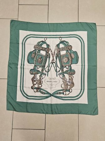Hermès Seide Brides de Gala Tuch 90 x 90 cm