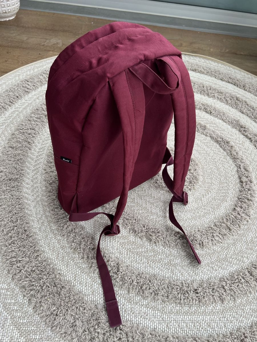 Herschel Zaini: Herschel Rucksack Bordeaux – Usato da Zug venduto da Ratna 3