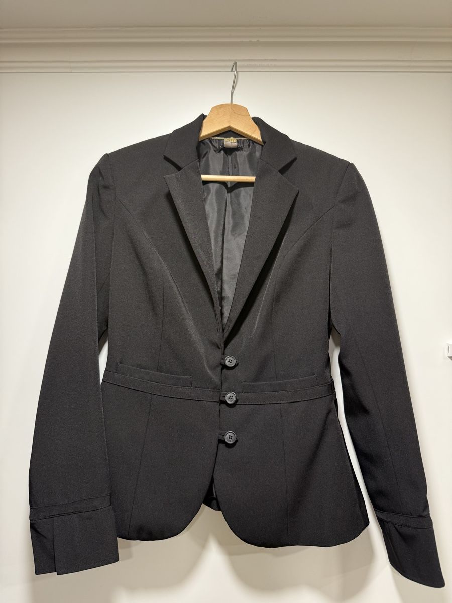 Sisley Jacken: Sisley Blazer – Gebraucht aus St. Gallen von kka_l9wg
