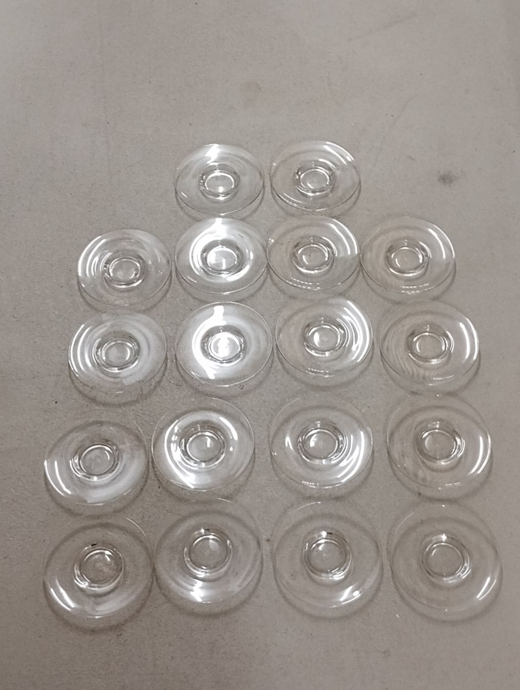 Piatti: Glas Dessertteller / Teelicht halter - 18 Stück Teller – Usato da Zürich venduto da danihell 1