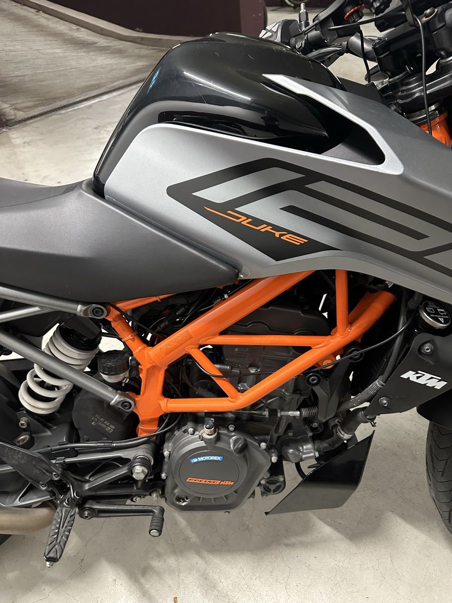 KTM Strada: KTM 125 Duke – Usato da Zürich venduto da hierkommtalex 6