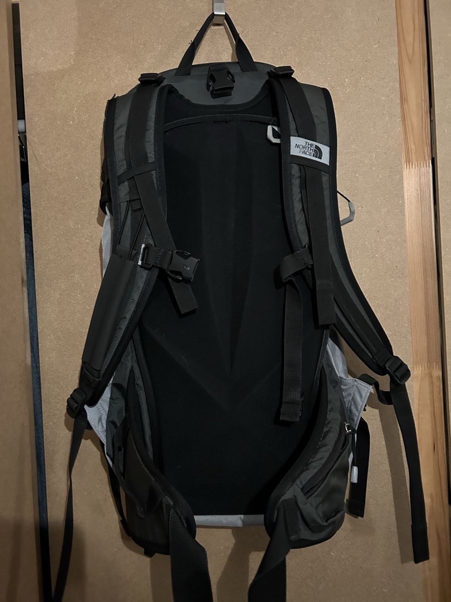 North Face Zaini: North face ski backpack – Usato da Bern venduto da Olblack 1