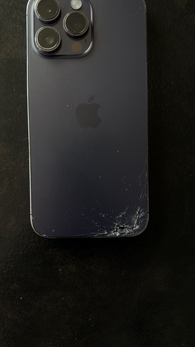 Apple Portables: Iphone 14pro max – D'occasion à Zürich par mar_n5kj 1