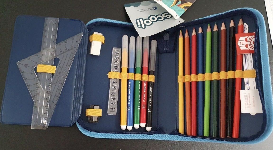 Astucci : Transformers Schlampermäppchen-Etui mit Stiften & Lineal Set – Nuovo e nell'imballaggio originale da Rümlang venduto da Jennyanna 1