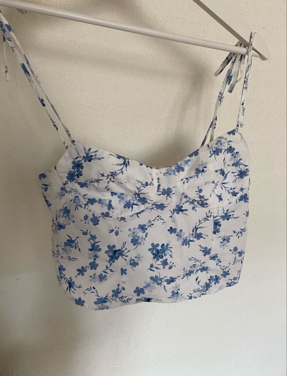 Bershka Top: Top Bershka taille XS, neuf – Nuovo (secondo la descrizione) da Courtételle venduto da JulietteAvice 2