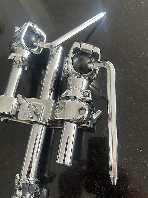 Instruments de musique: Mapex Doppel-Tomhalter / Double Tom Holder – D'occasion à Dielsdorf par Motomic24 3