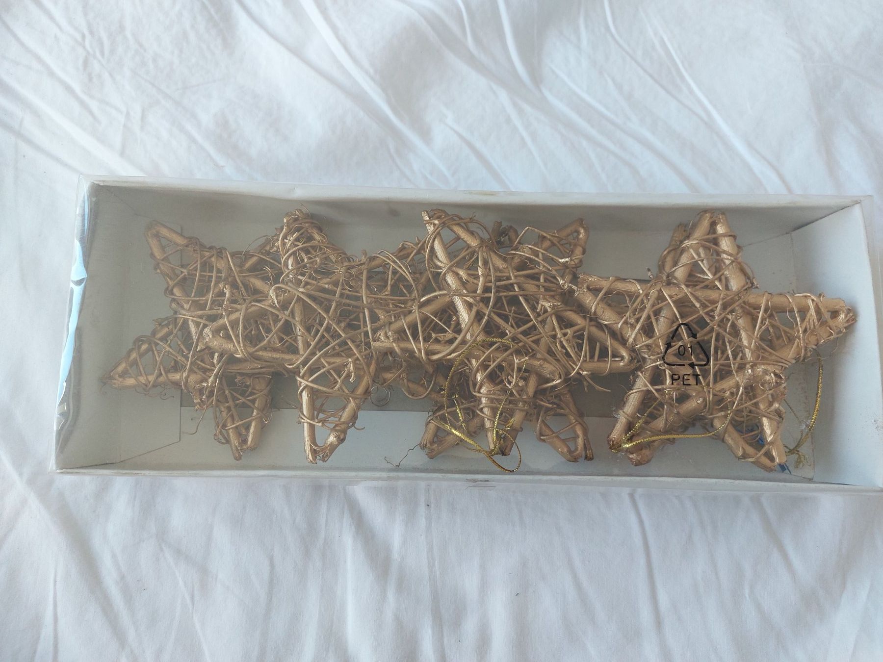 Ikea Tutte le decorazioni: Lot de 6 décorations de Noël étoiles dorées – Usato da Ostermundigen venduto da jul_7t8v 1