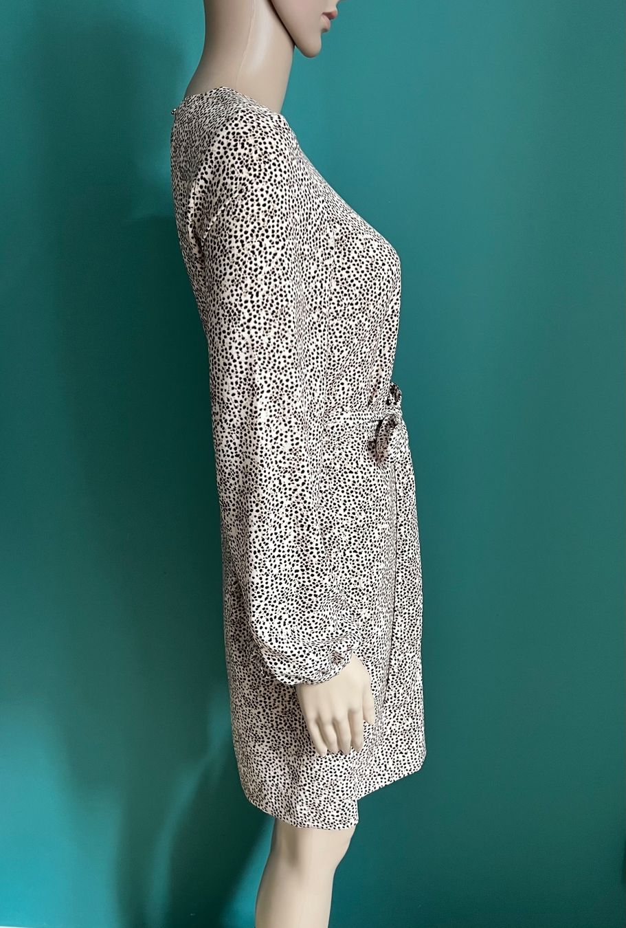 H&M Kleider: gemustertes Kleid 🤎 – Gebraucht aus Zürich von ClosetQueen 4