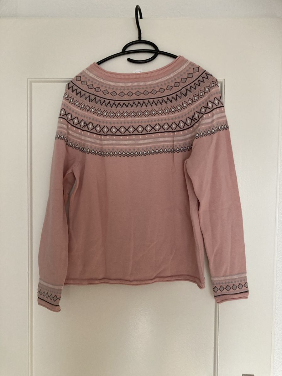 Pullover & Sweatshirts: Rosa Winterpullover – Gebraucht aus Bern von NAJAW85 1