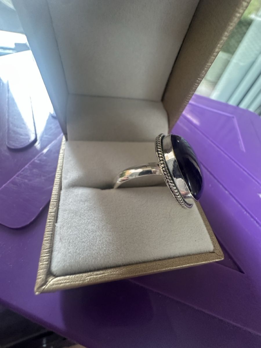 Ringe: Amethyst Silber Ring – Neu und originalverpackt aus Kriens von Hortensie6 3