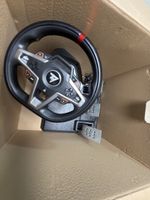 Volant de course avec pédales, parfait pour jouer! 🏎️