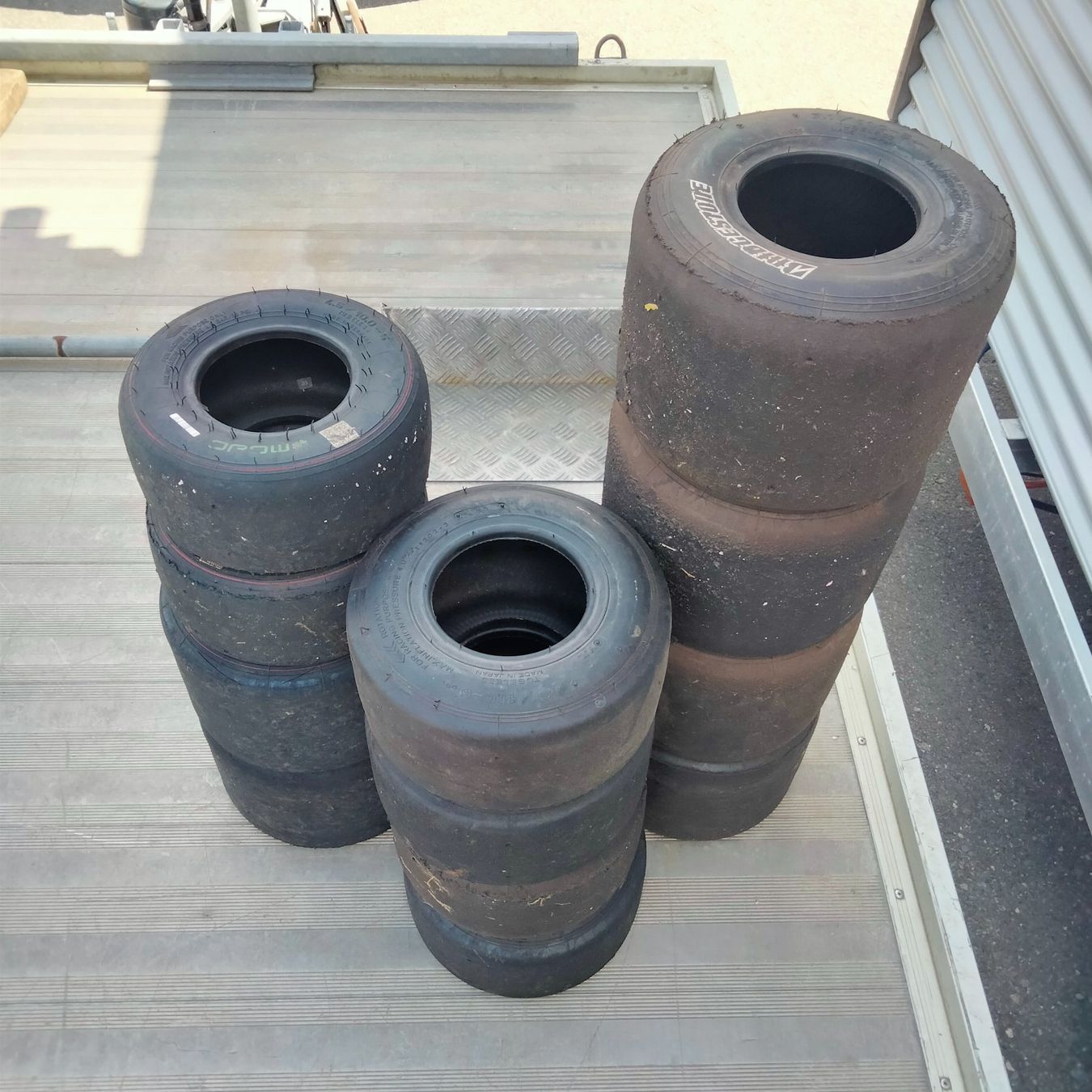 Pneumatici & Ruote complete: Kartpneus Mojo und Bridgestone – Usato da Boltigen venduto da yvo_x7h2 1