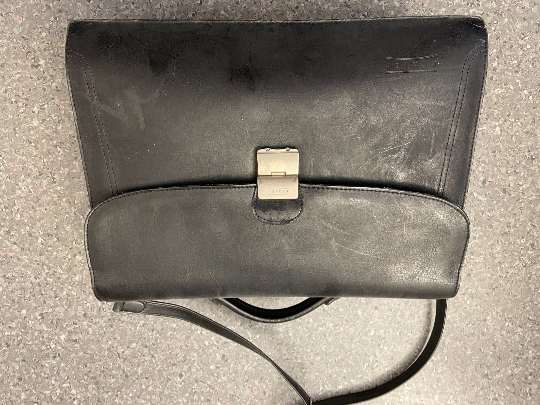 Valises & Sacs: Aktentasche Leder – D'occasion à Frauenfeld par mulbf