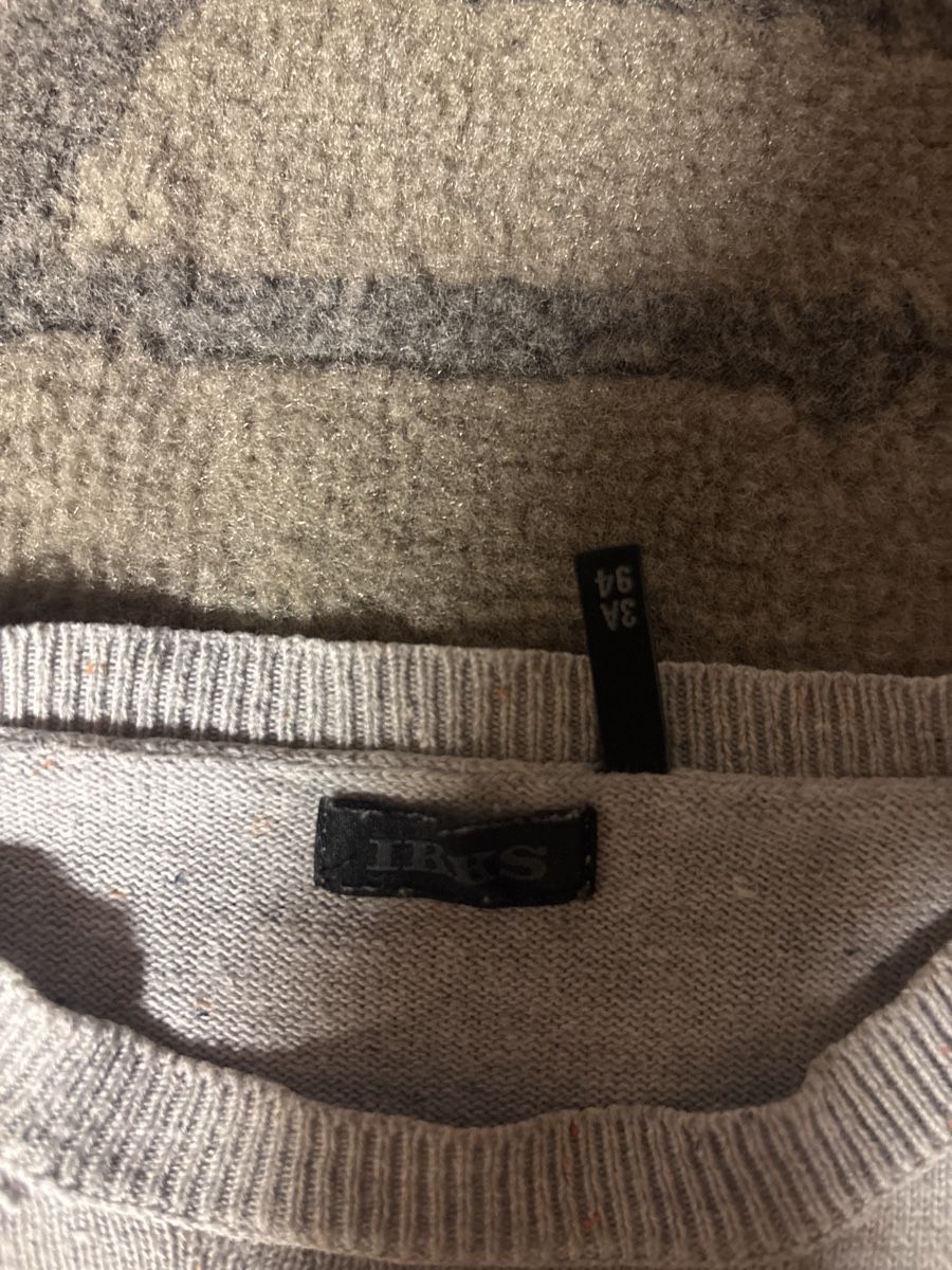 IKKS Maglioni & Felpe: Grauer KINDER Strickpullover IKKS Sternen + Herzen, Gr 92 – Usato da Bolligen venduto da Danibr 3