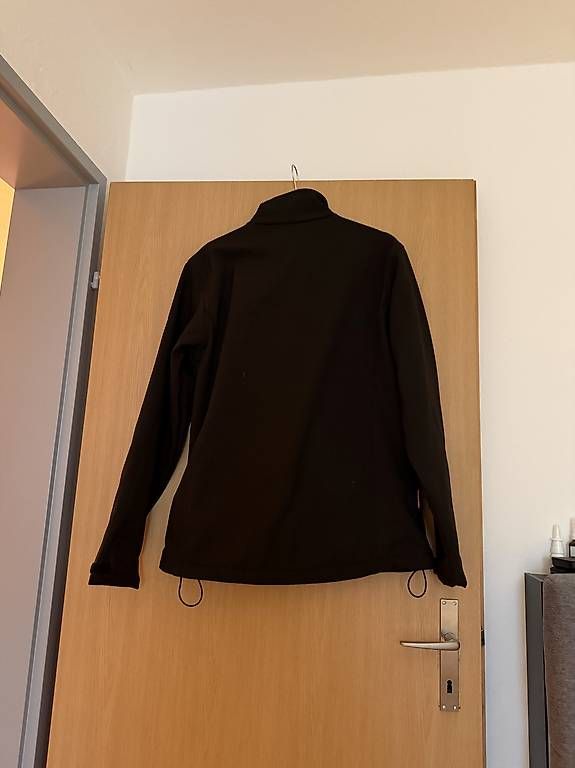 Vestes: Softshell Jacke – D'occasion à Alchenflüh par selina077 1