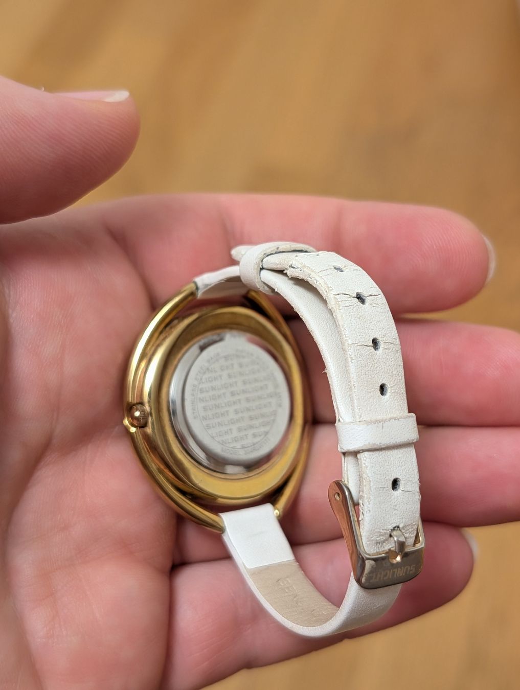 Uhren: Damen Uhr Sunlight – Gebraucht aus Bülach von unl_b5xh 1