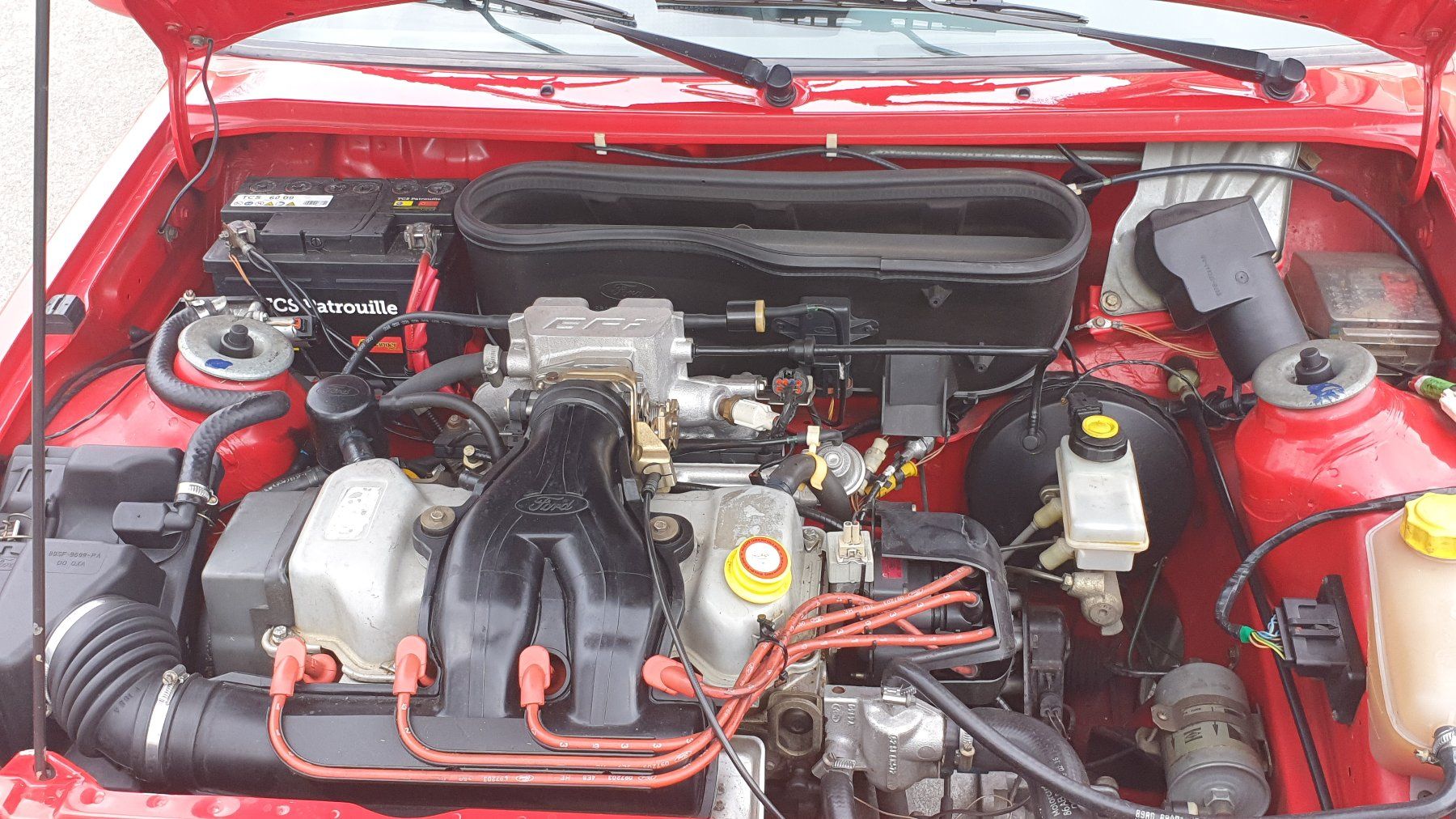 Ford Automobili: Ford Escort XR3i Cabrio – Usato da Wil SG venduto da Shelbys 4