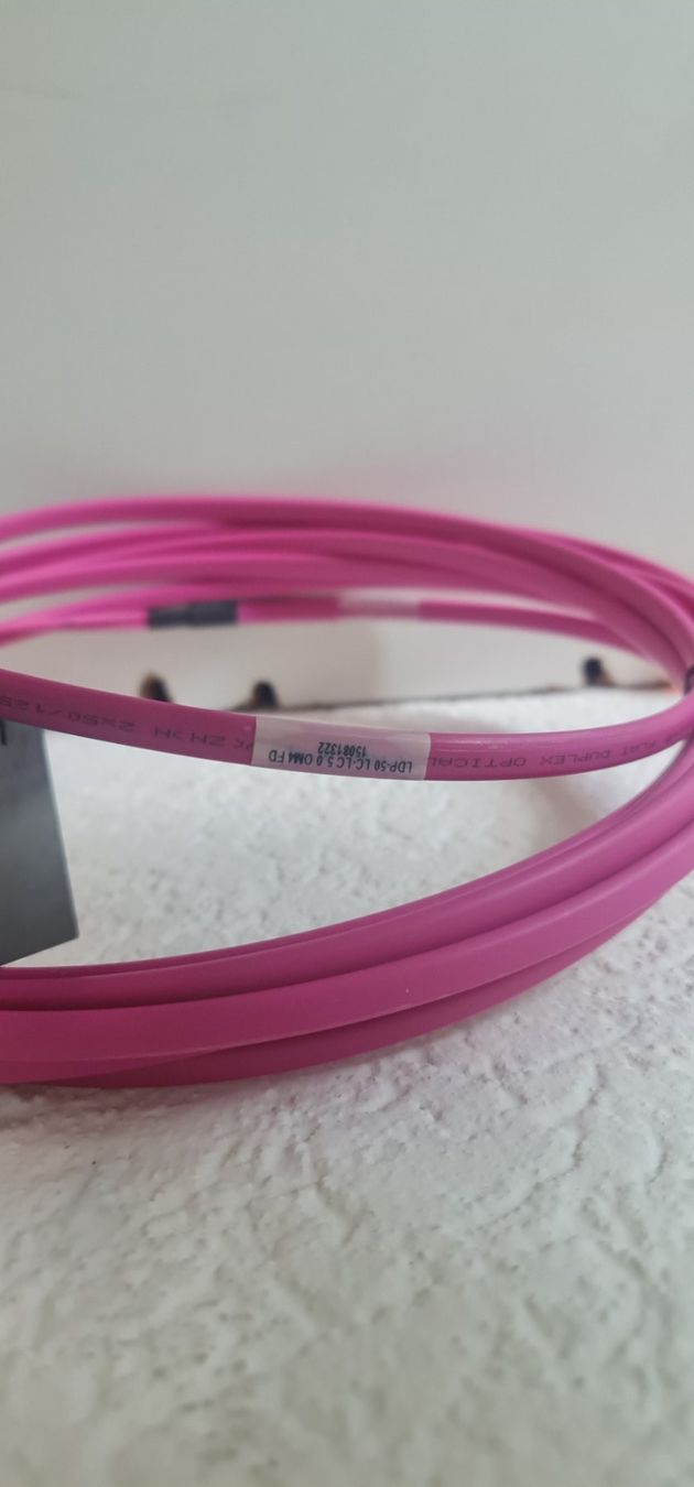 Cavi: OM4 Glasfaser Patchkabel LC/LC Duplex 5m 50/125 OM4 Multimod – Usato da Meiringen venduto da Logia 1
