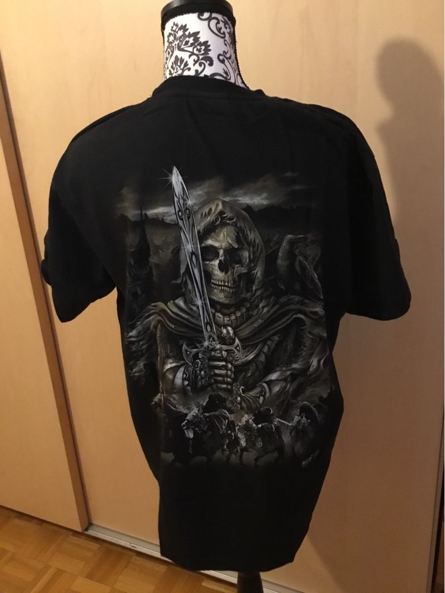 T-shirt: 4 Set Shirt in der Gr L    – Usato da Endingen venduto da Warlock 2