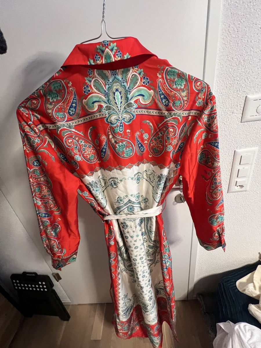 Zara Kleider: Kleid – Neu (gemäss Beschreibung) aus Zürich von tyr_5j6q 7