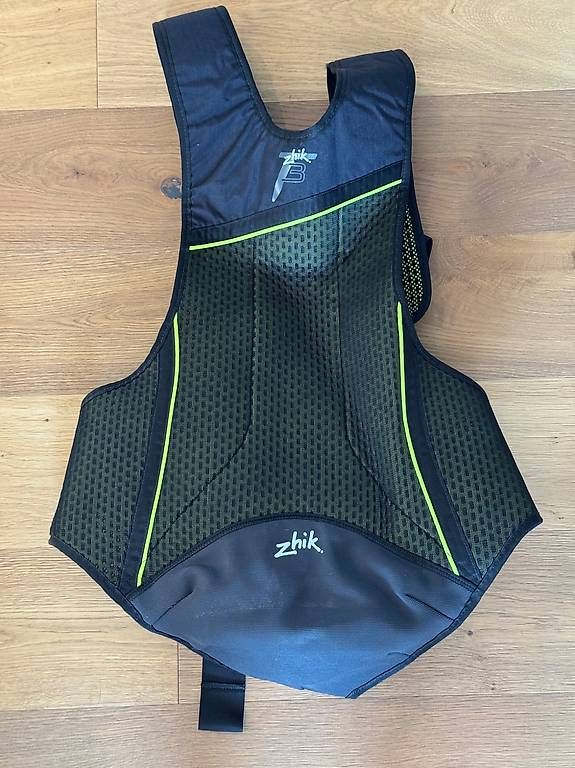 Pantaloni: Zhik T3 Trapezhose (Segeln) – Usato da Männedorf venduto da Kung_Fu_Panda 1