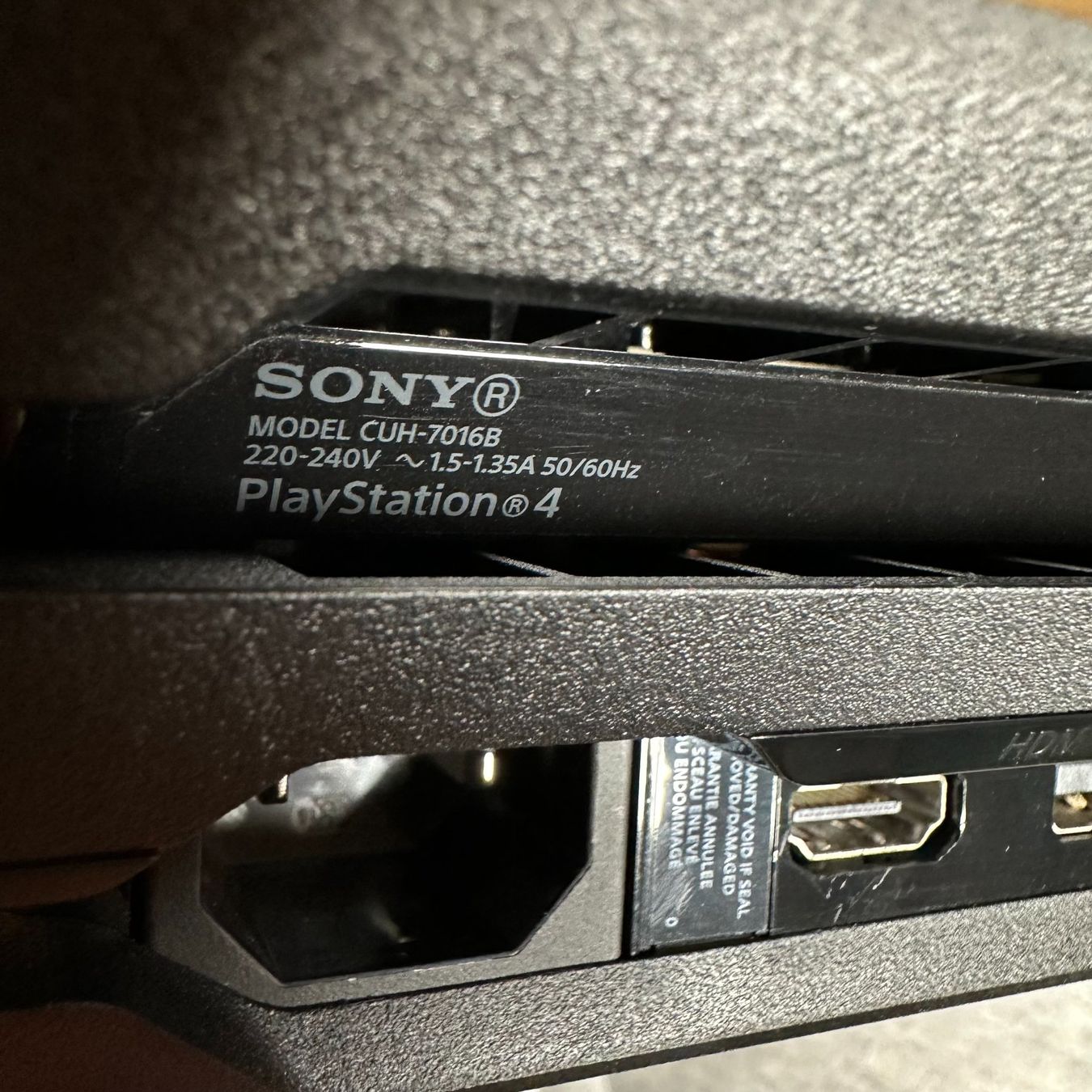 Sony Consoles: Playstation 4 Pro Software: 12.25 – D'occasion à Düdingen par Nerdworld 8