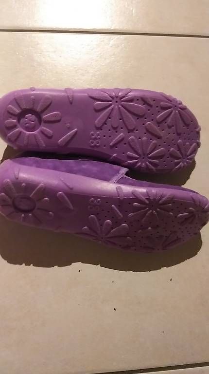 Scarpe per ragazze: Hausschuhe Gr.33 Neu – Usato da Wangen ZH venduto da oky-doky 1