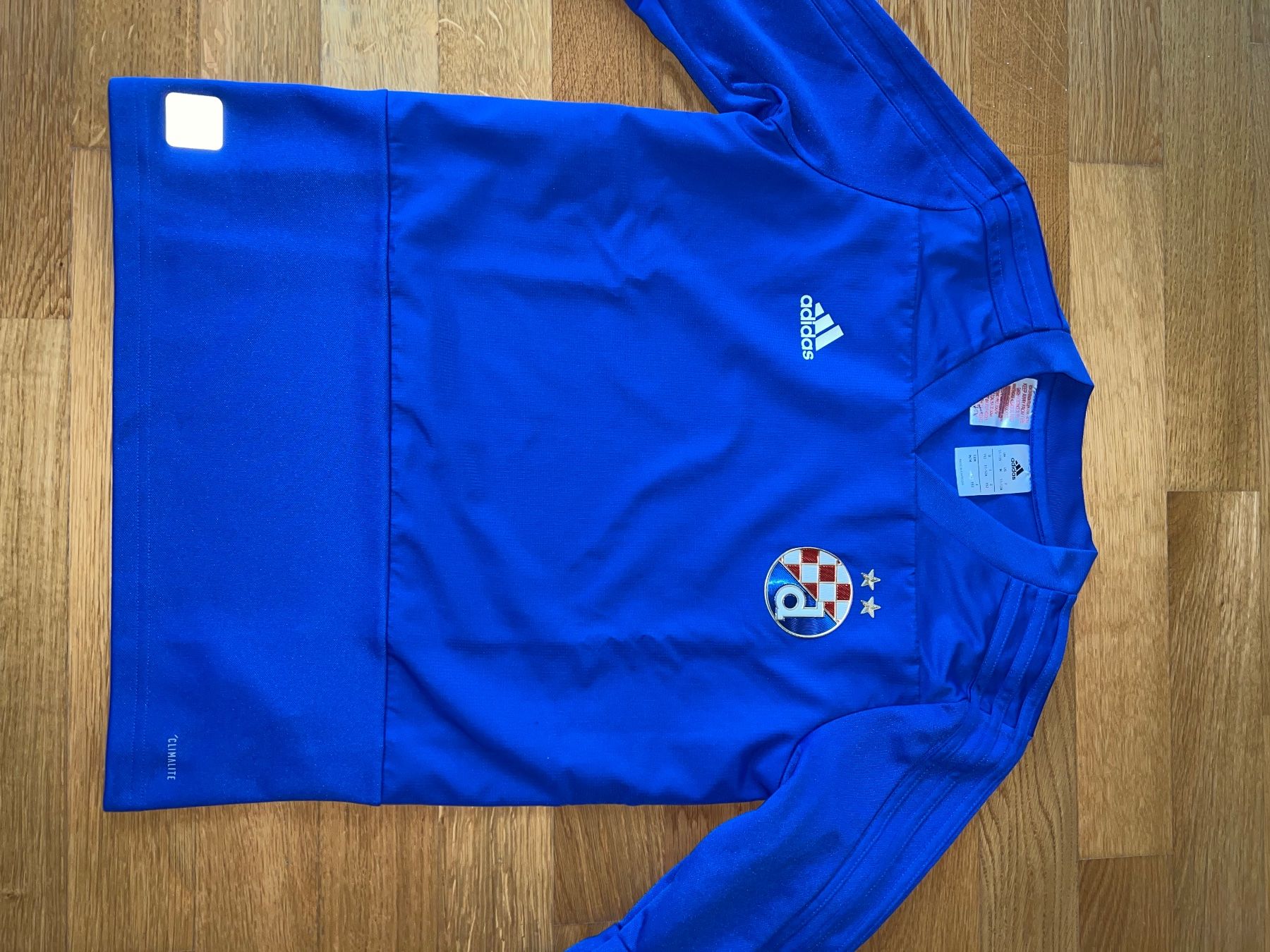 Adidas Trainer, Turnhosen & -trikots: Maillot de foot Dinamo NEU – Gebraucht aus Cologny von PEACEANDLOVE