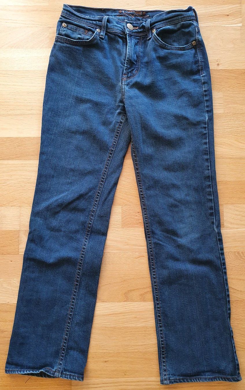 Jeans: Pantalon Jeans - Taille 34 – Gebraucht aus Court von Jovi2