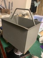 Vintage Metall Tragebox mit Griff grau
