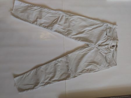 Zara Damenhose, Sommerhose, Slim, hell, Gr. 36 Top Zustand!